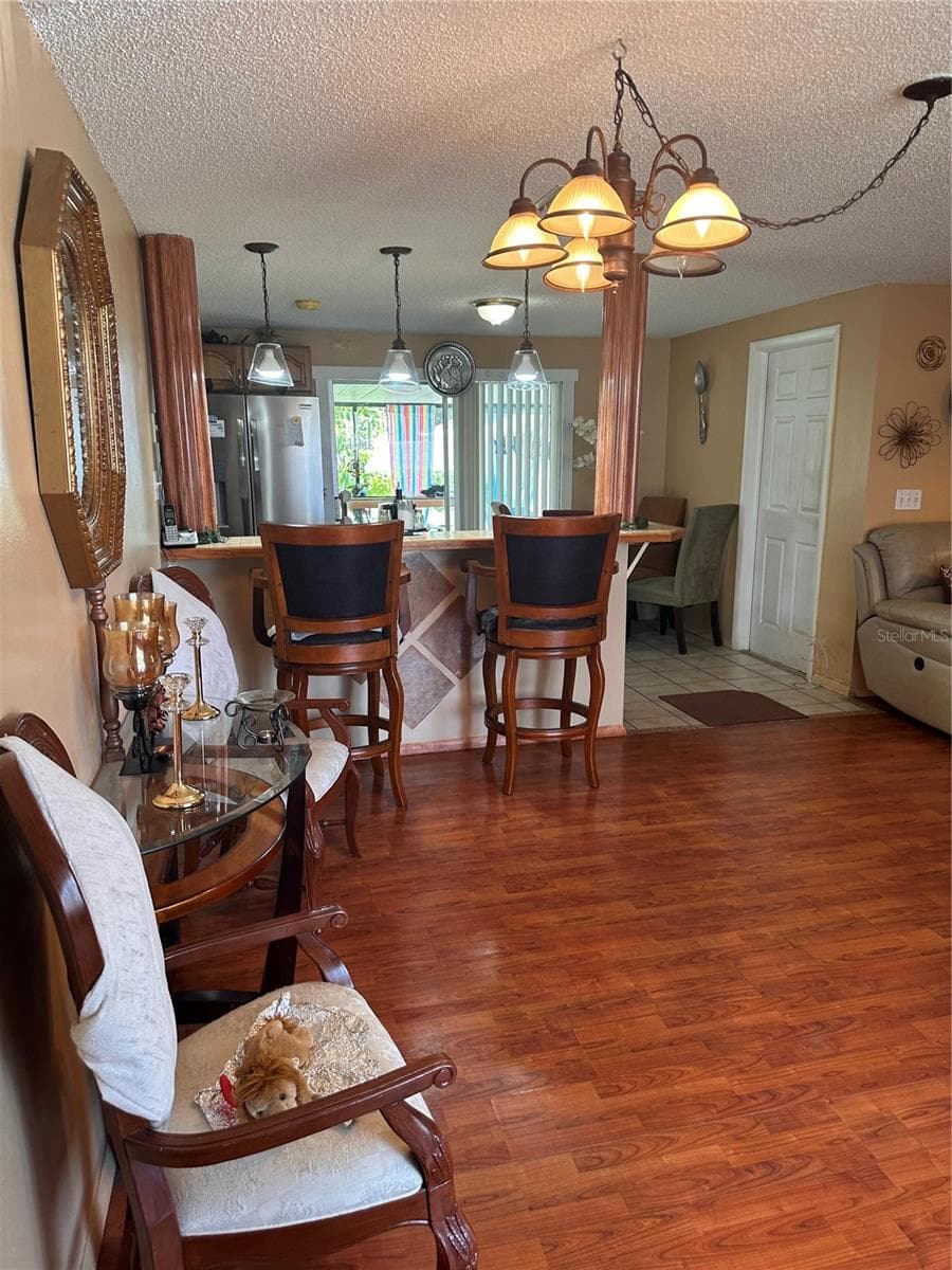 Single Family Residence at 8848 OAK CIR, TAMPA, photo 10 of 27