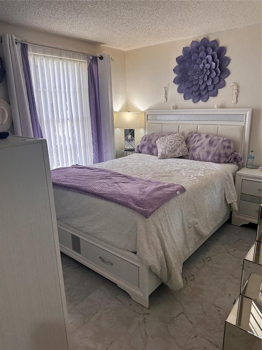 Single Family Residence at 8848 OAK CIR, TAMPA, photo 17 of 27