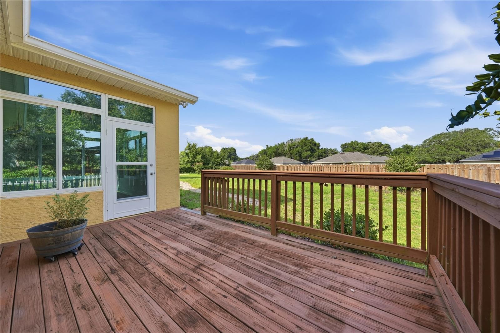 Single Family Residence at 81 TWIN LAKE CIR, UMATILLA, photo 37 of 62