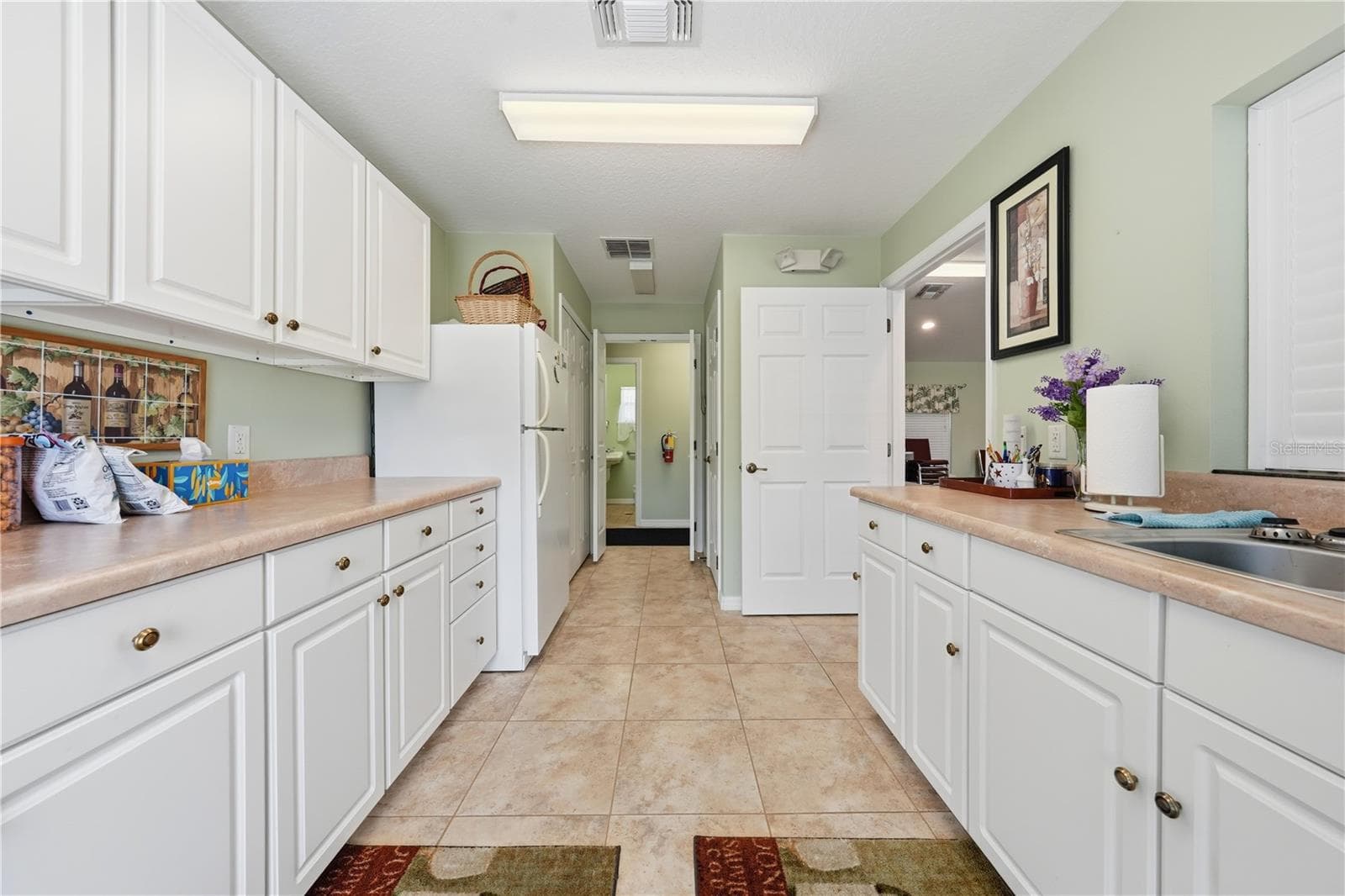 Amenities - 81 TWIN LAKE CIR, UMATILLA