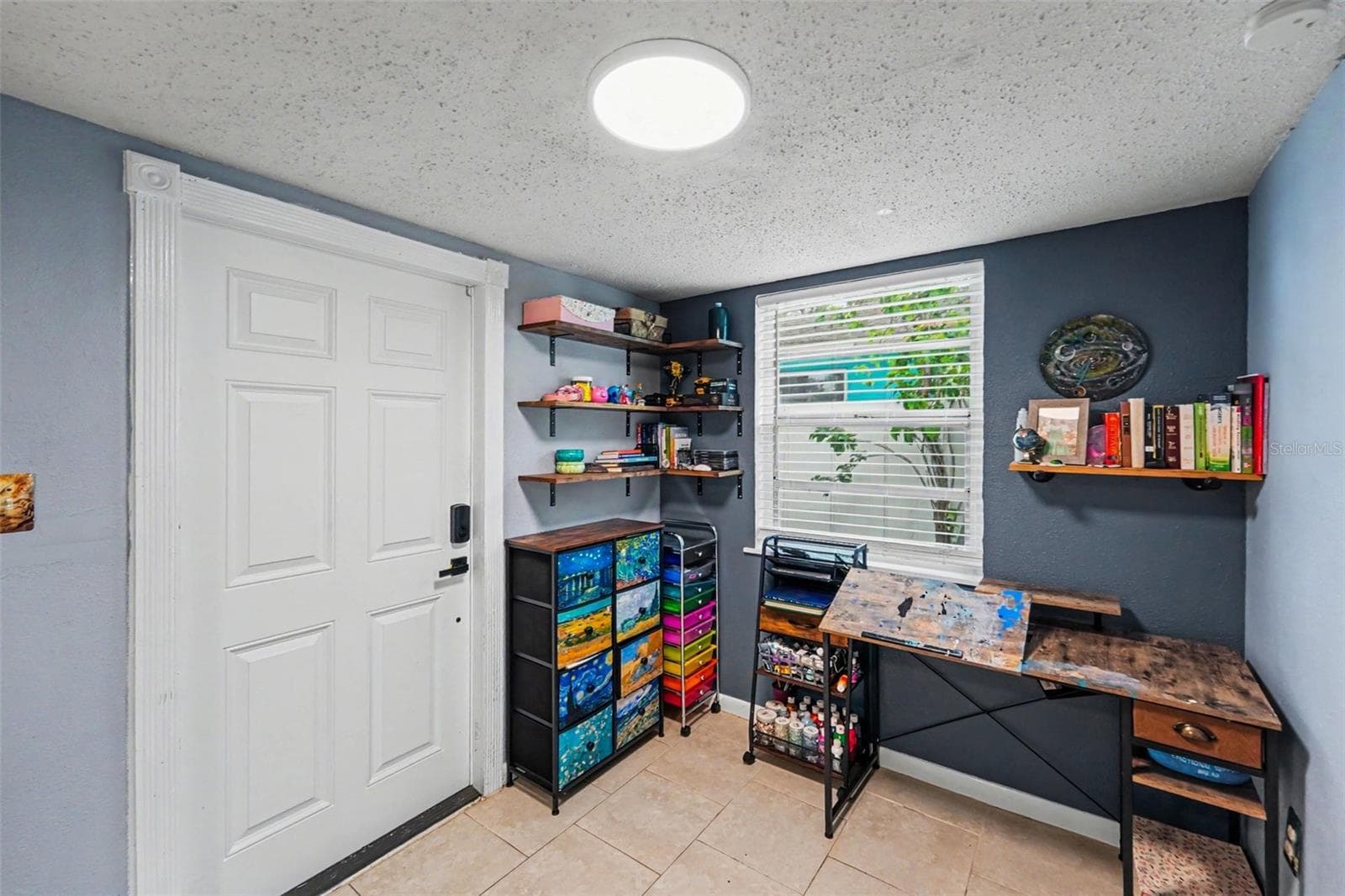 Single Family Residence at 3719 39TH ST N, ST PETERSBURG, photo 6 of 12