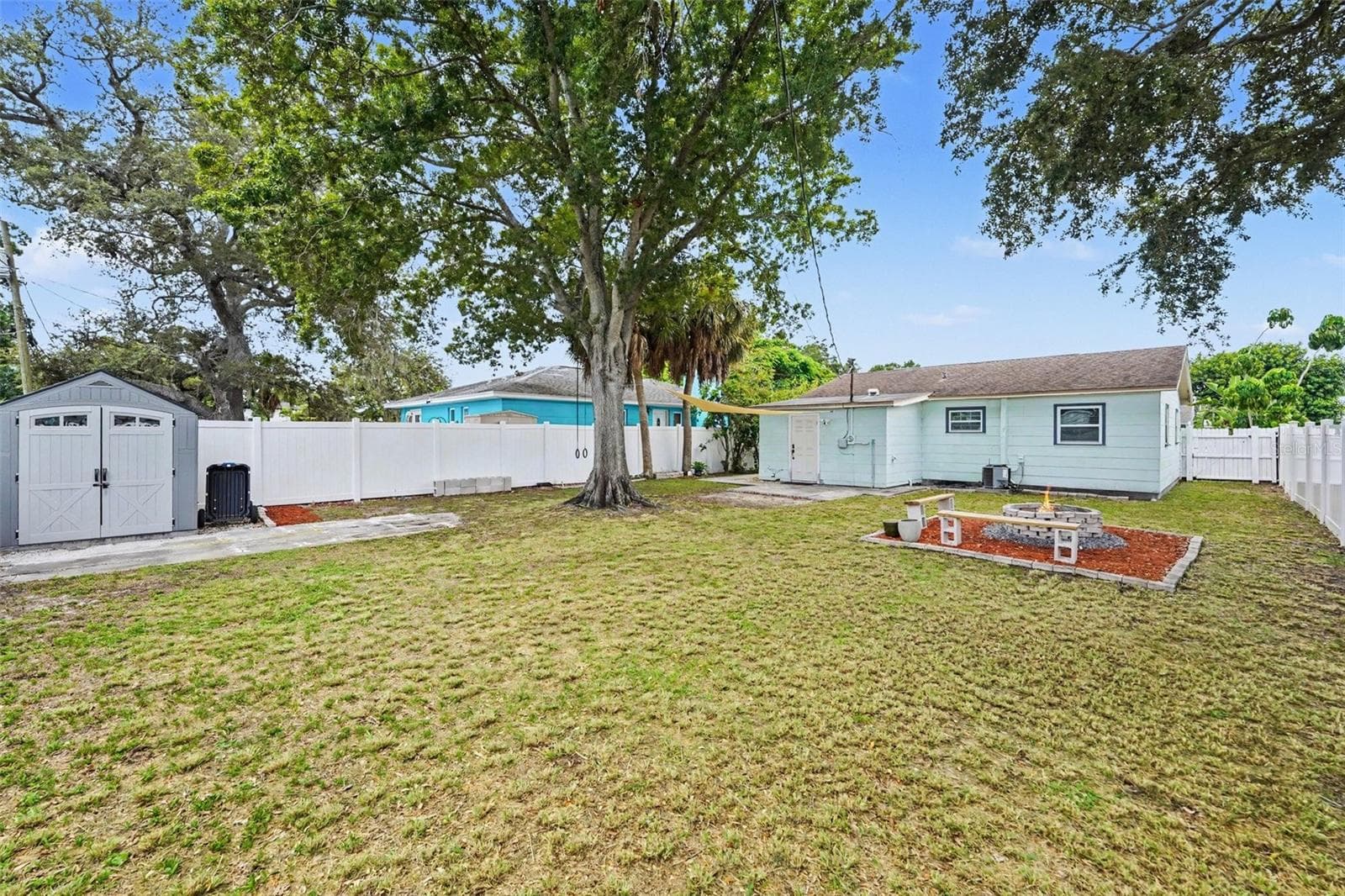 Single Family Residence at 3719 39TH ST N, ST PETERSBURG, photo 11 of 12