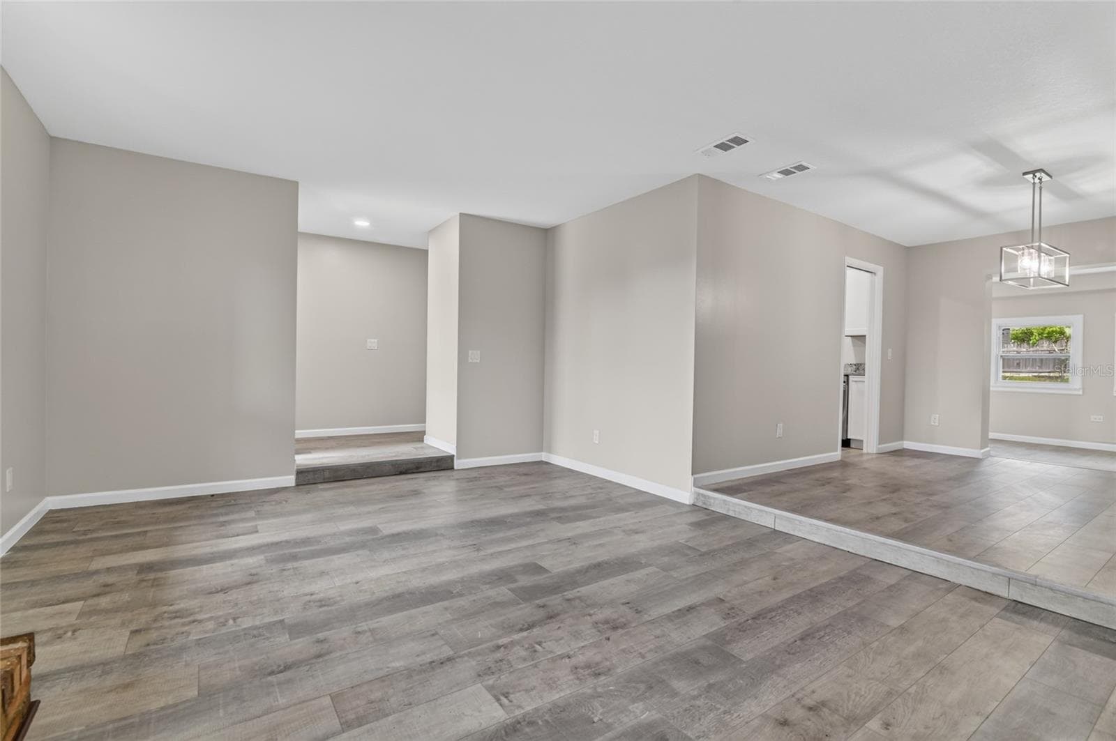 Single Family Residence at 3179 FOXWOOD DR, APOPKA, photo 6 of 80