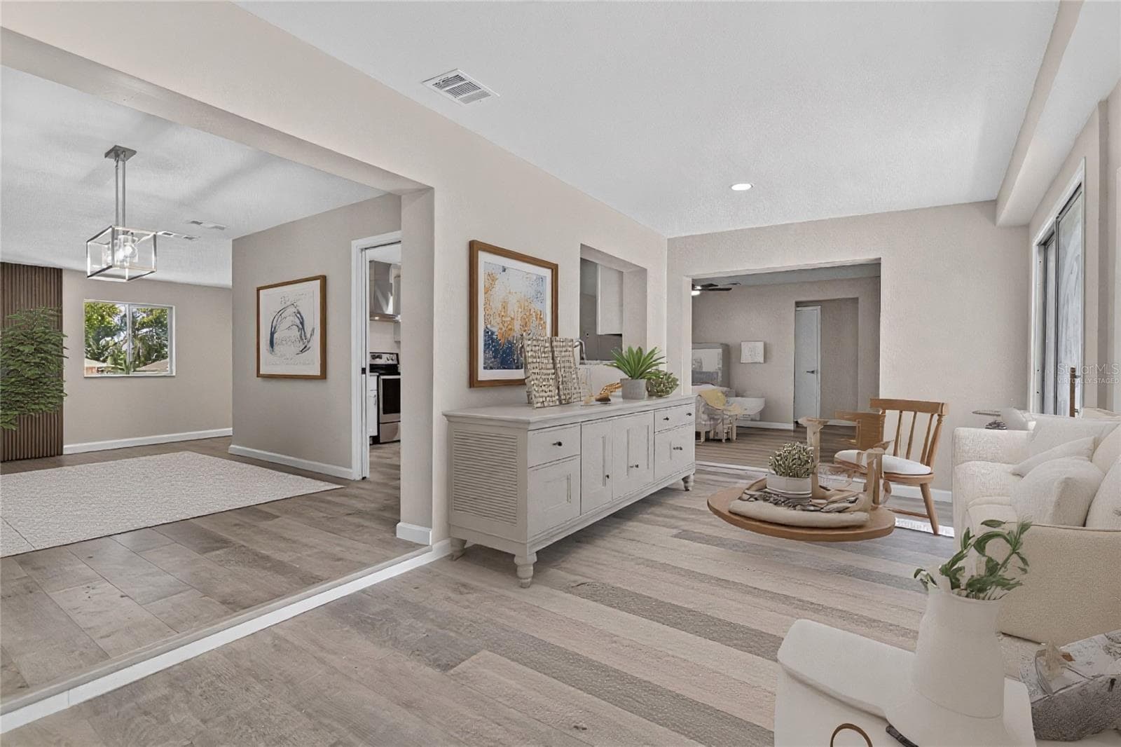 Virtually Staged - 3179 FOXWOOD DR, APOPKA