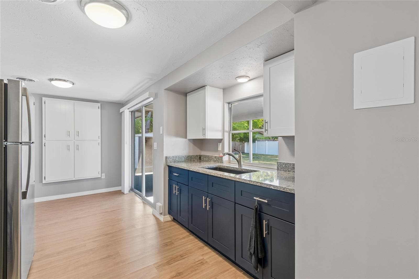 Single Family Residence at 2348 DOUD ST, SARASOTA, photo 18 of 56