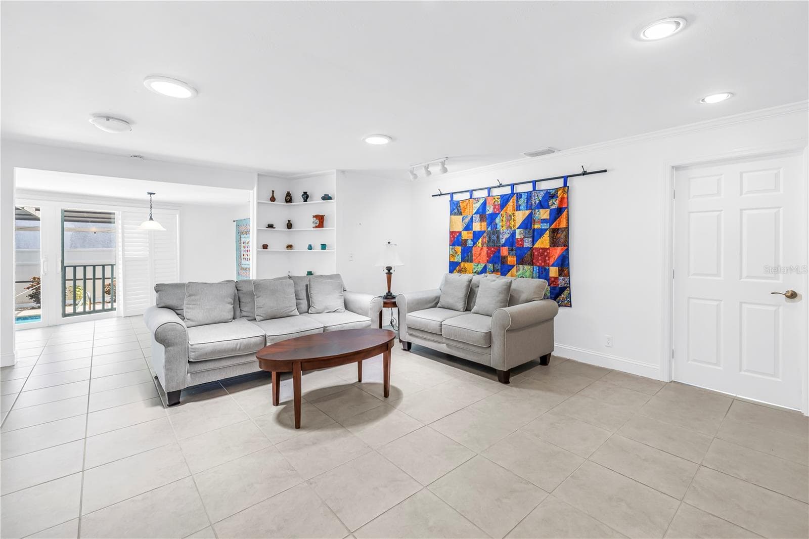 Spacious family room - 3000 HERON PL, CLEARWATER