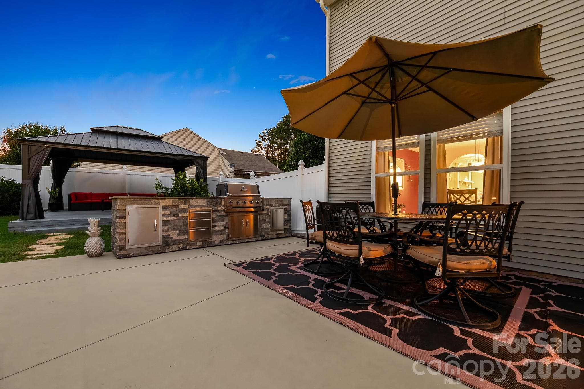 Outdoor BBQ - 191 Old Carriage Road, Clover
