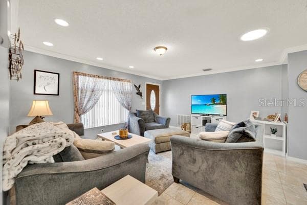 LIVINGROOM VIEW - 133 STAFFORD CIR, PALM HARBOR