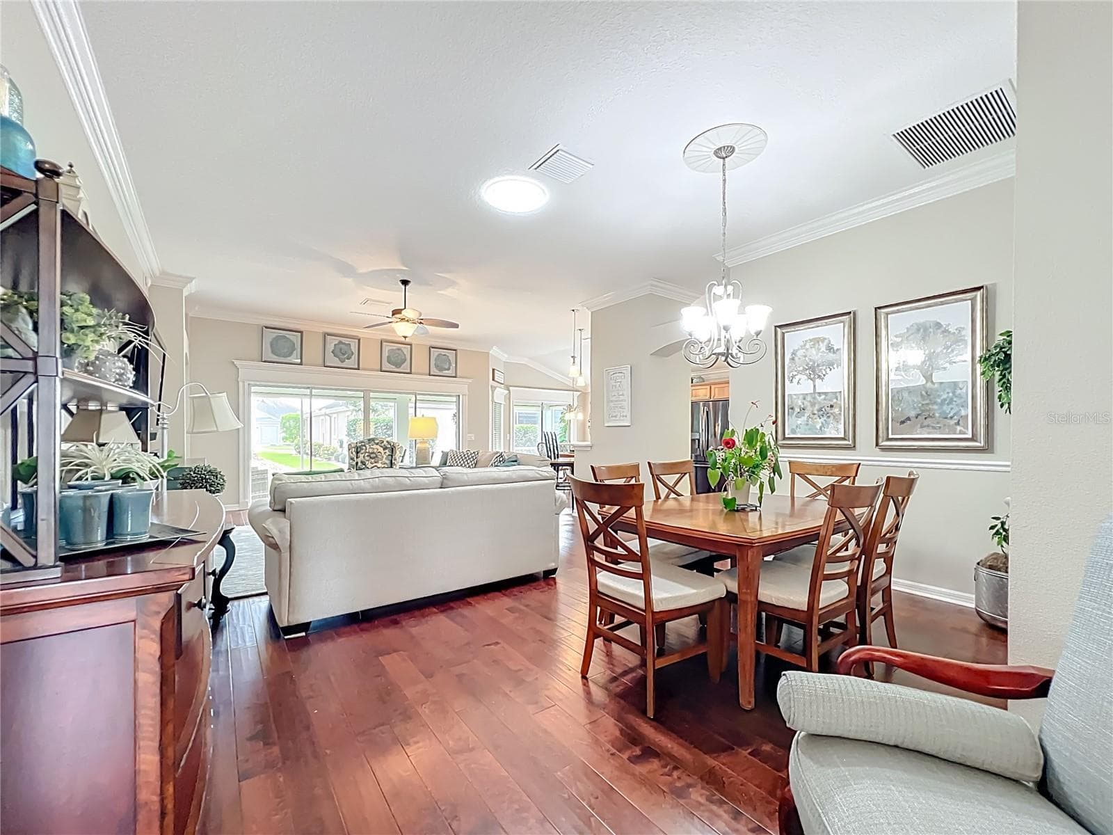 Single Family Residence at 2875 RAIN LILY LOOP, THE VILLAGES, photo 10 of 67