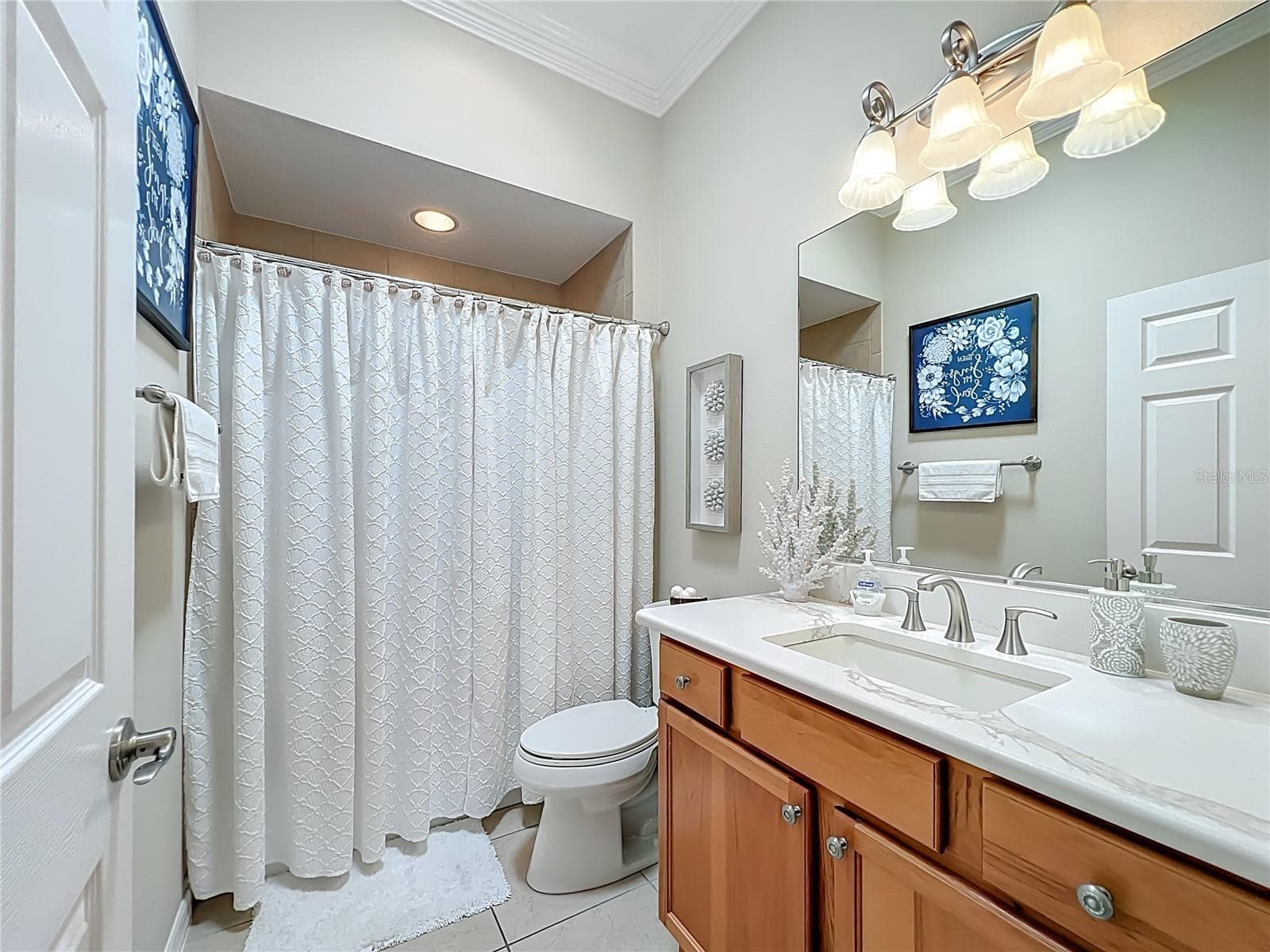 Single Family Residence at 2875 RAIN LILY LOOP, THE VILLAGES, photo 33 of 67