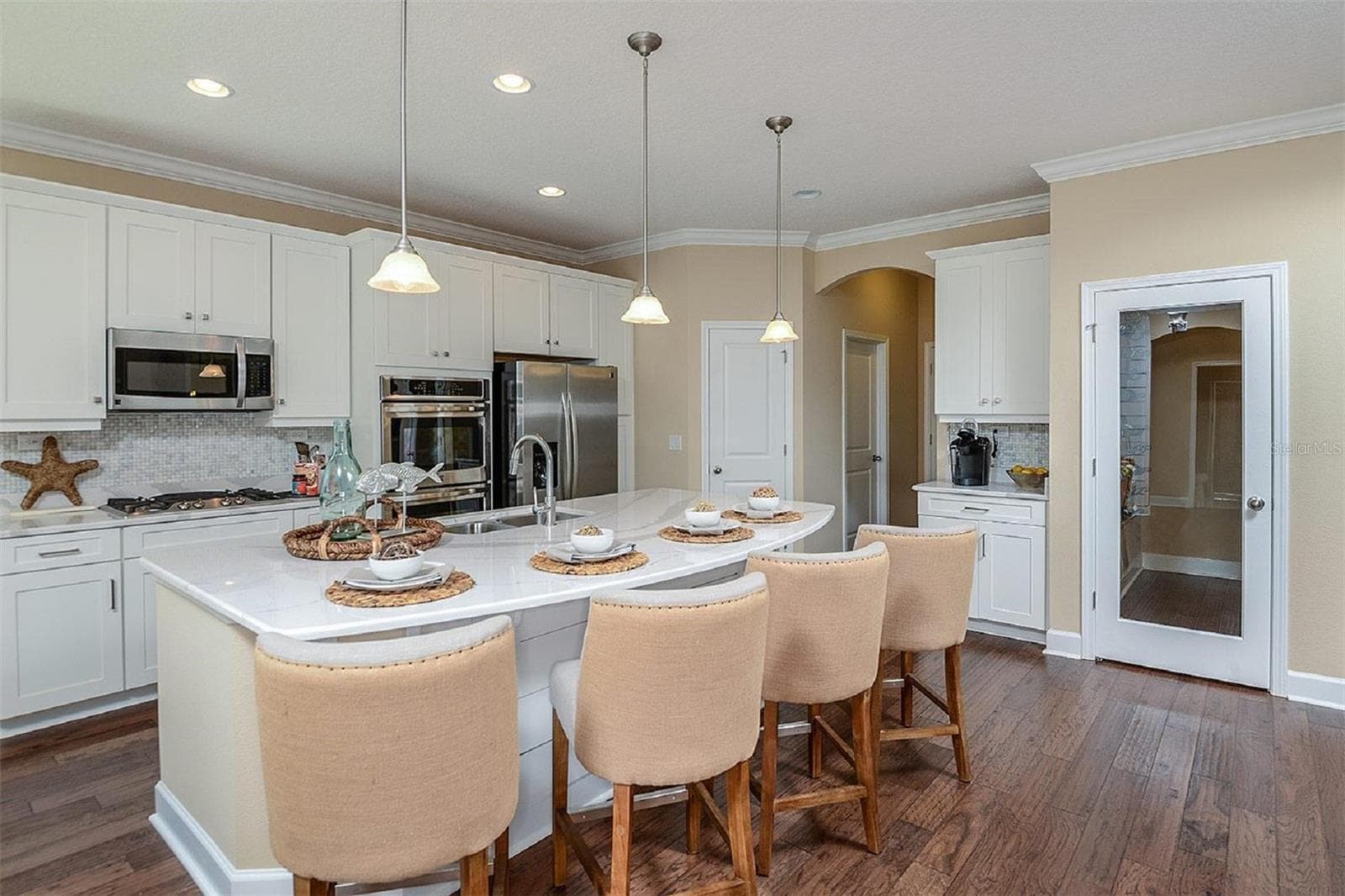 Single Family Residence at 3547 CYNTHIA LN, ORANGE PARK, photo 5 of 19