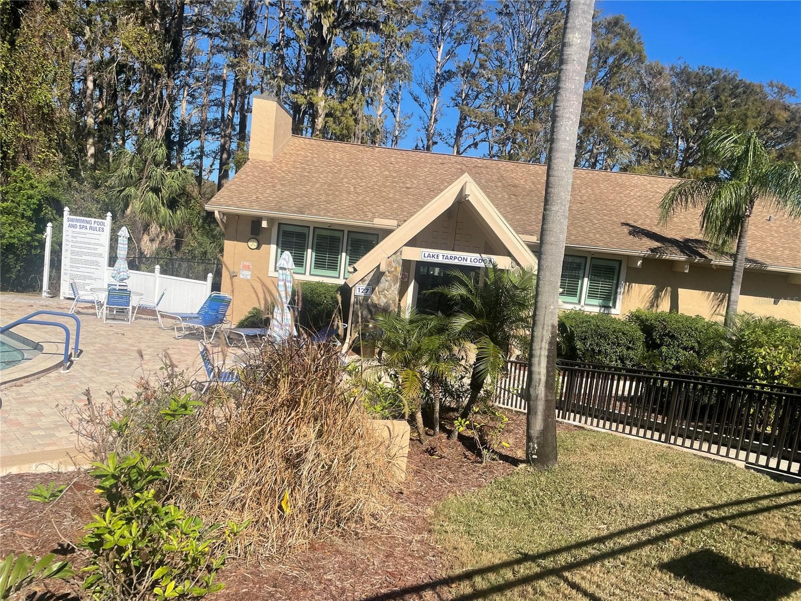 LODGE CLUBHOUSE - 133 STAFFORD CIR, PALM HARBOR