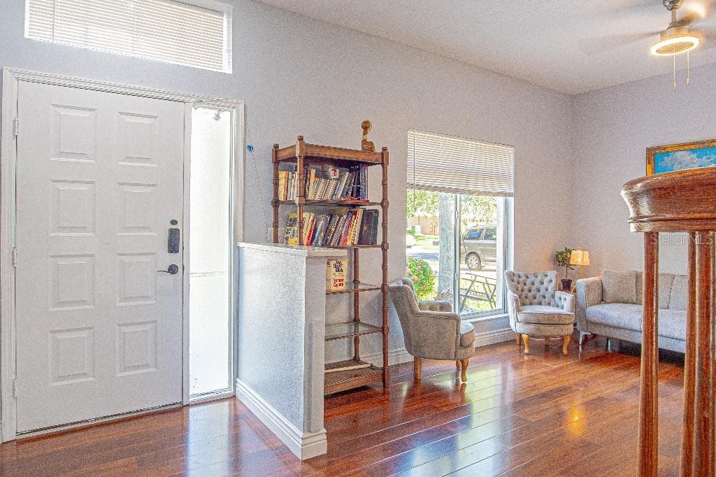 Single Family Residence at 1745 OAK POND CT, OLDSMAR, photo 5 of 16
