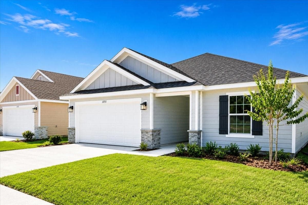 Single Family Residence at 13711 NW 150TH CIR, ALACHUA, photo 3 of 39
