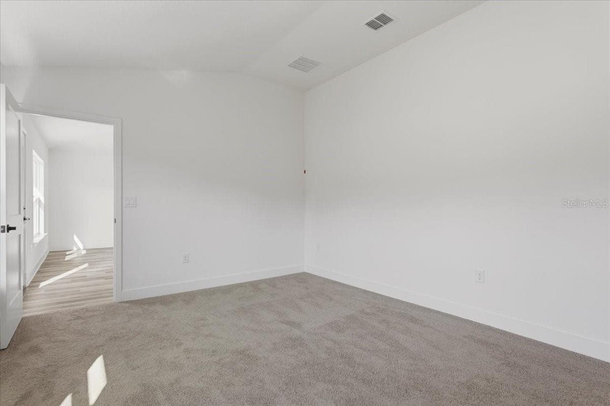 Single Family Residence at 13711 NW 150TH CIR, ALACHUA, photo 12 of 39