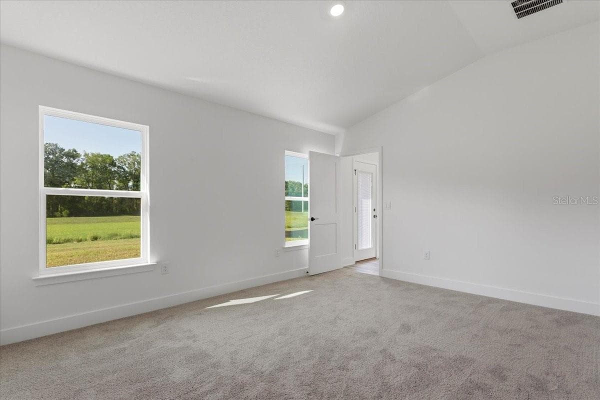 Single Family Residence at 13711 NW 150TH CIR, ALACHUA, photo 13 of 39