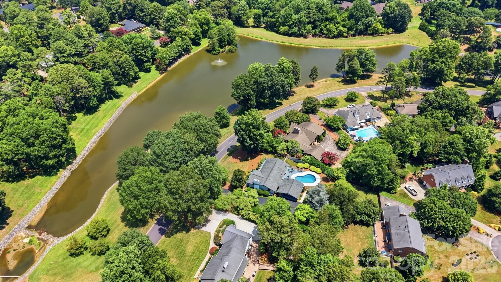 Overlooking Loch Heather - 1507 Heatherloch Drive, Gastonia