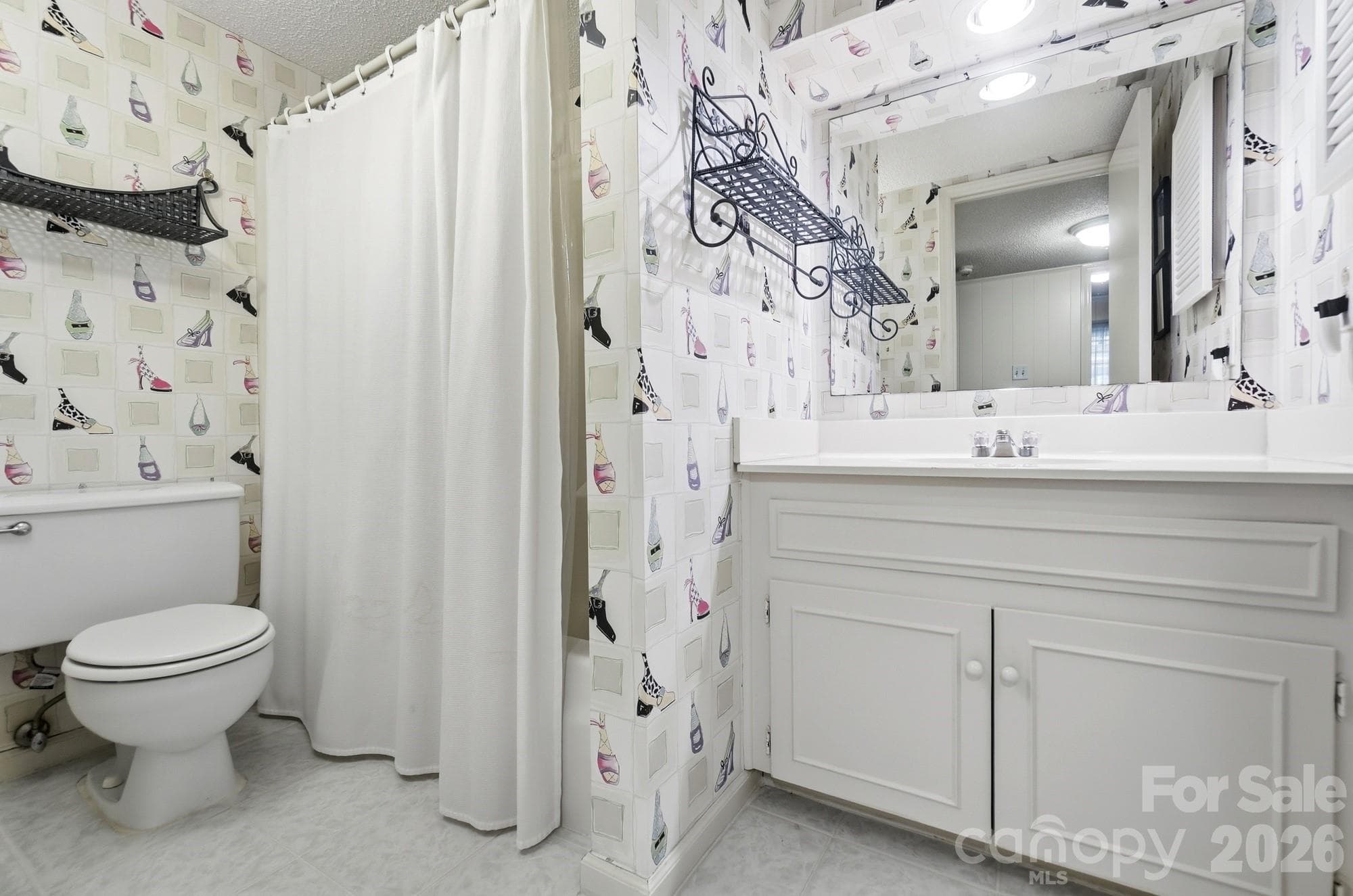 Lower Level Bath 1 - 1507 Heatherloch Drive, Gastonia
