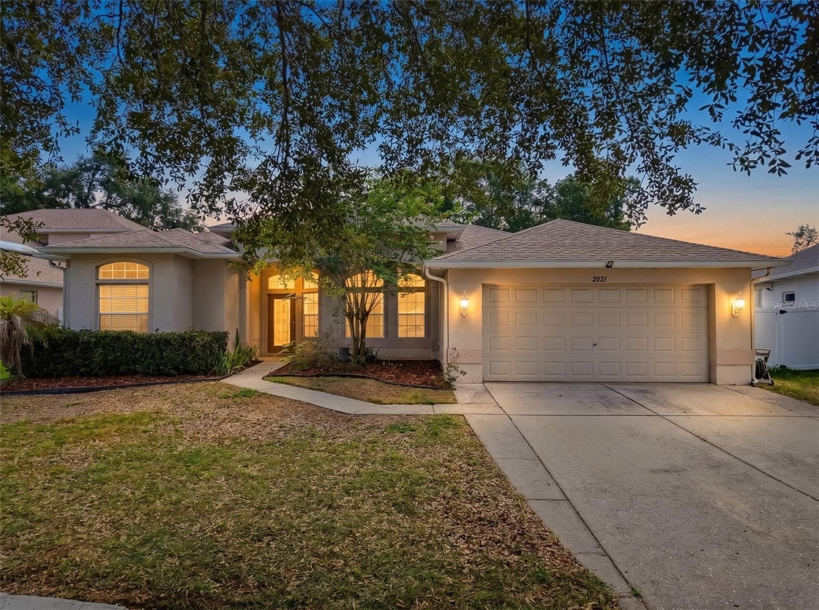 2021 RUTHERFORD DR