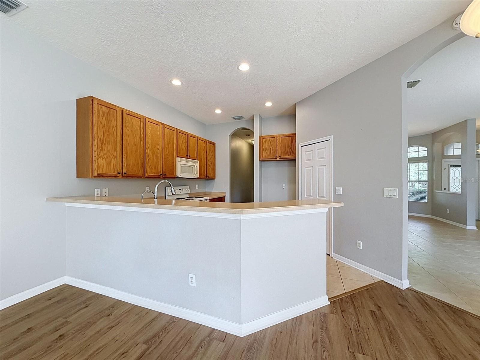 Single Family Residence at 2021 RUTHERFORD DR, DOVER, photo 16 of 54