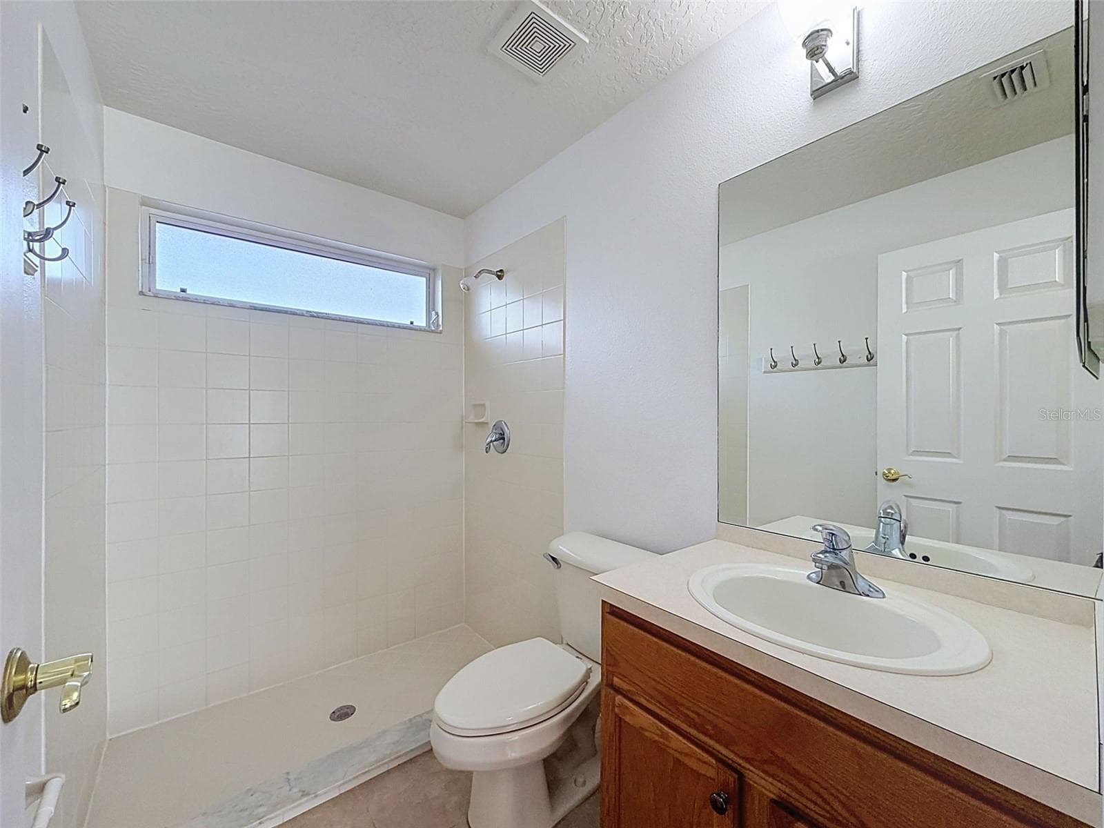 Single Family Residence at 2021 RUTHERFORD DR, DOVER, photo 38 of 54