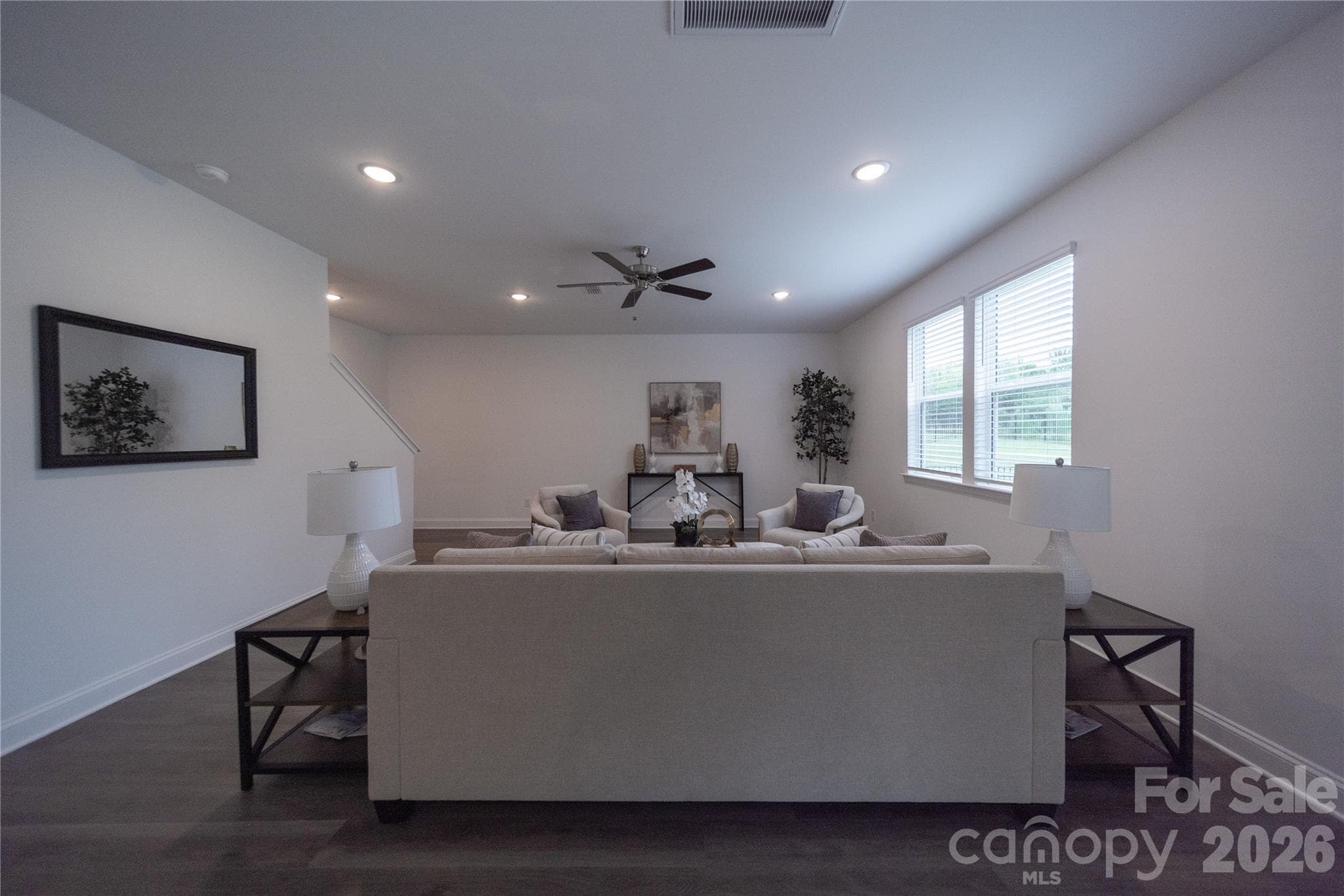 Single Family Residence at 4986 Twin River Drive, Denver, photo 16 of 38