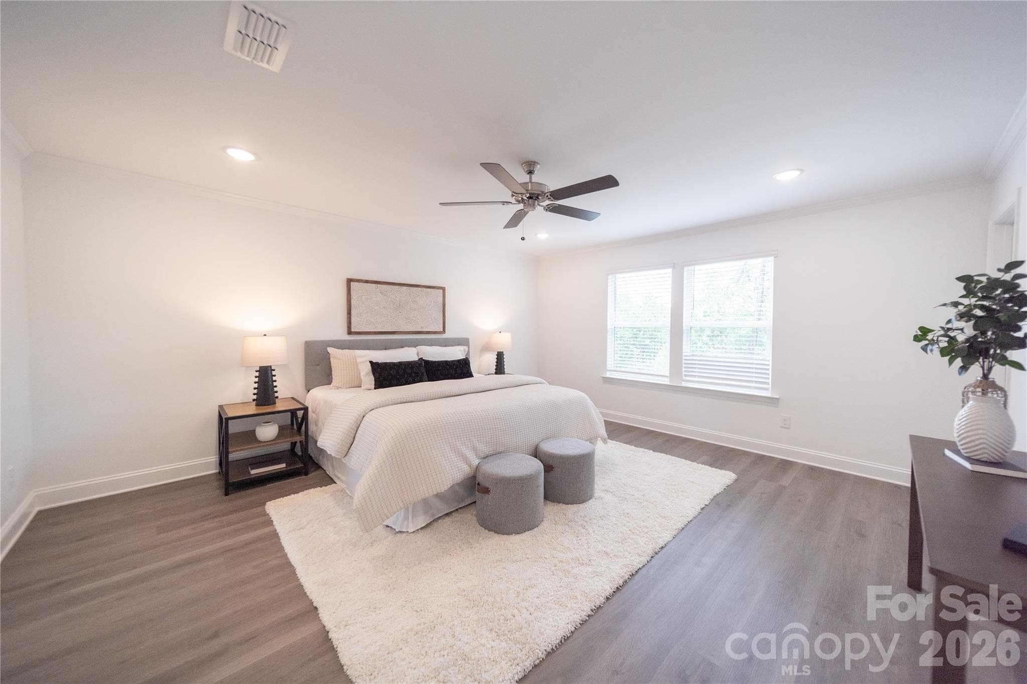 Single Family Residence at 4986 Twin River Drive, Denver, photo 22 of 38
