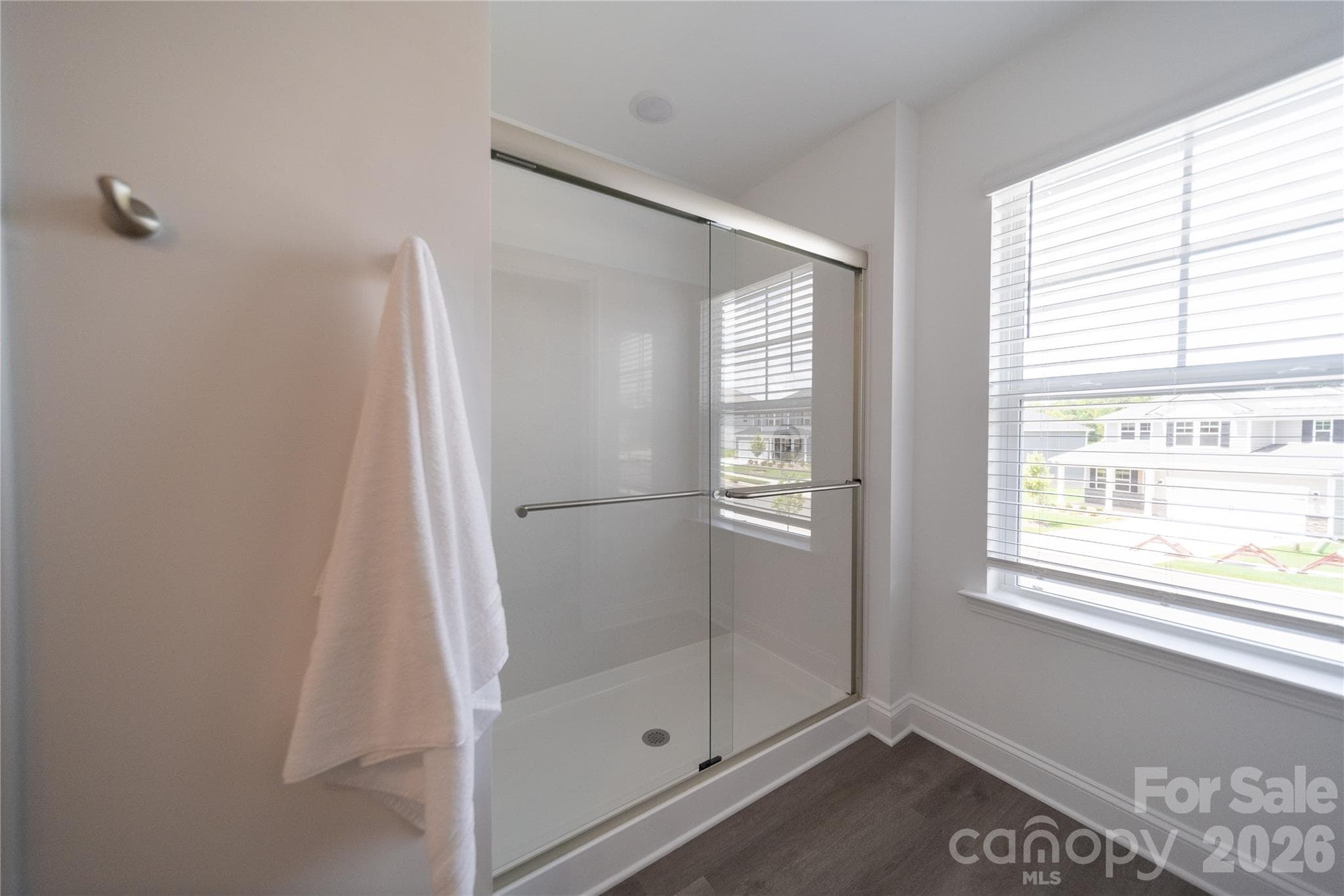 Single Family Residence at 4986 Twin River Drive, Denver, photo 27 of 38