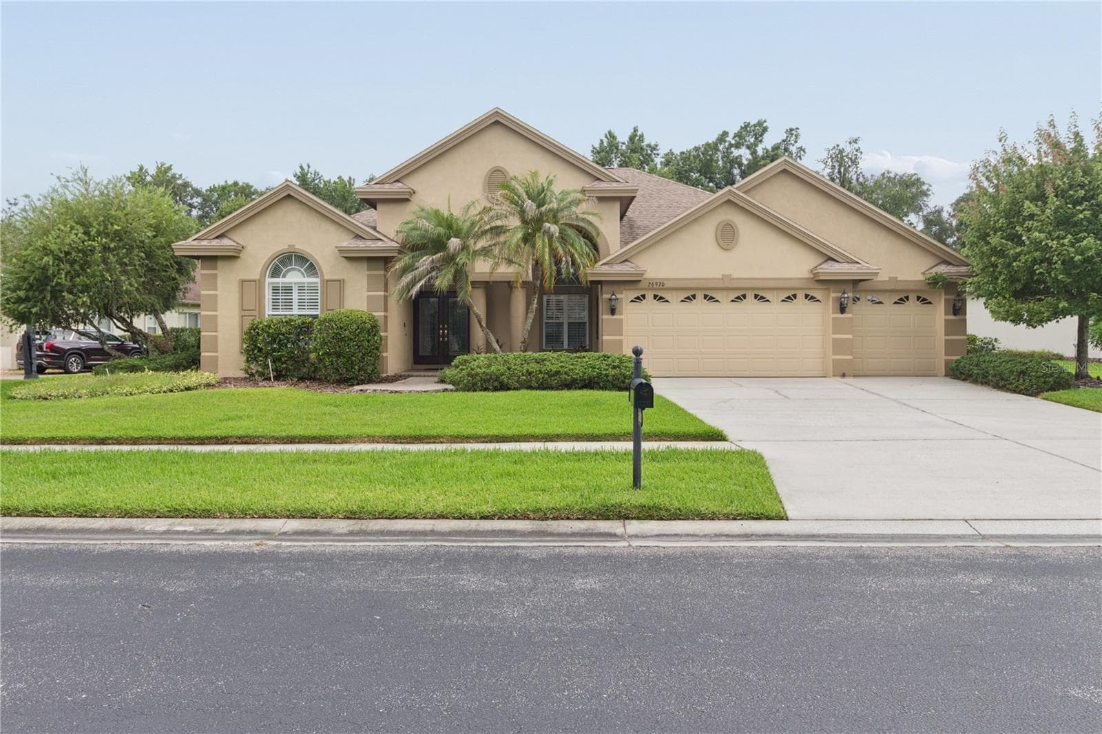 Single Family Residence at 26920 WINGED ELM DR, WESLEY CHAPEL, photo 2 of 64