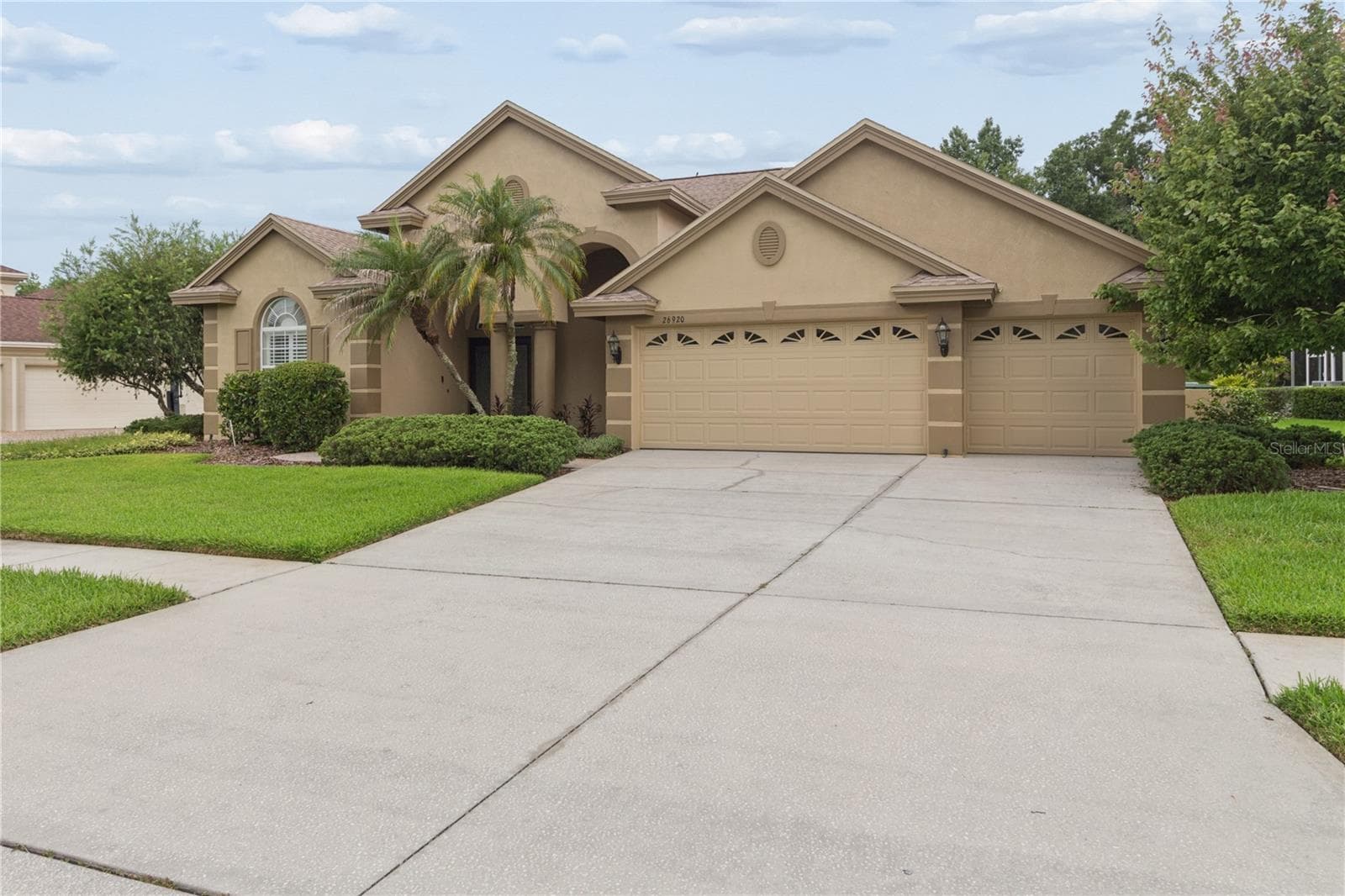 Single Family Residence at 26920 WINGED ELM DR, WESLEY CHAPEL, photo 4 of 64
