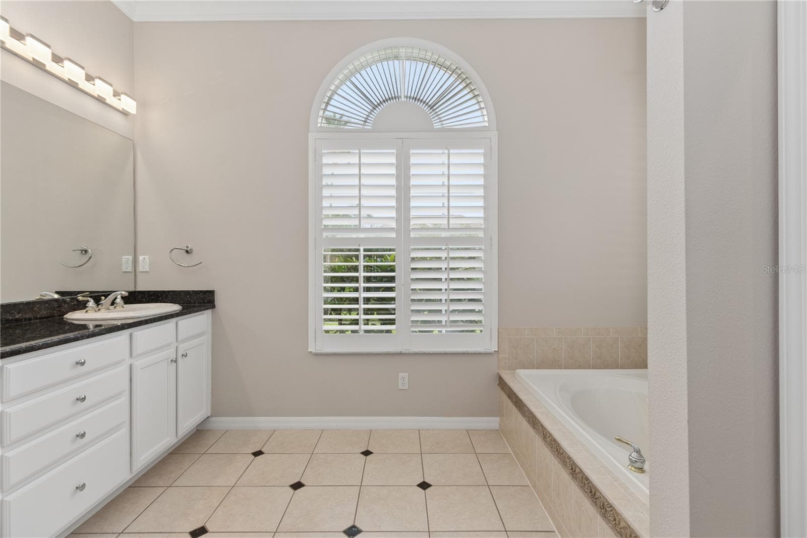 Single Family Residence at 26920 WINGED ELM DR, WESLEY CHAPEL, photo 27 of 64