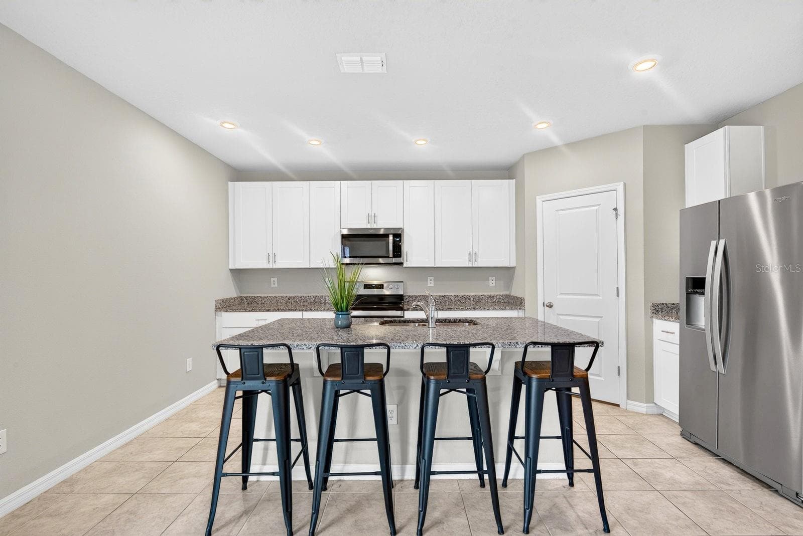 Single Family Residence at 10025 DAYBREAK GLN, PARRISH, photo 19 of 77