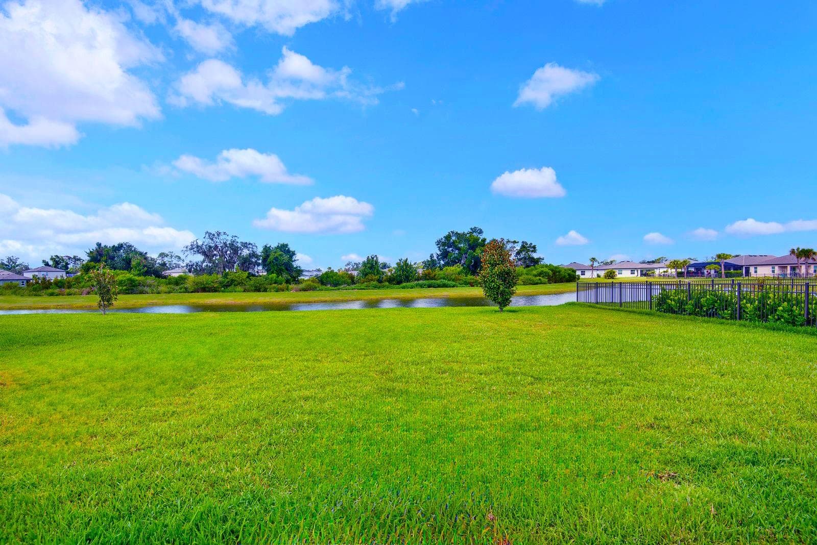 Single Family Residence at 10025 DAYBREAK GLN, PARRISH, photo 64 of 77