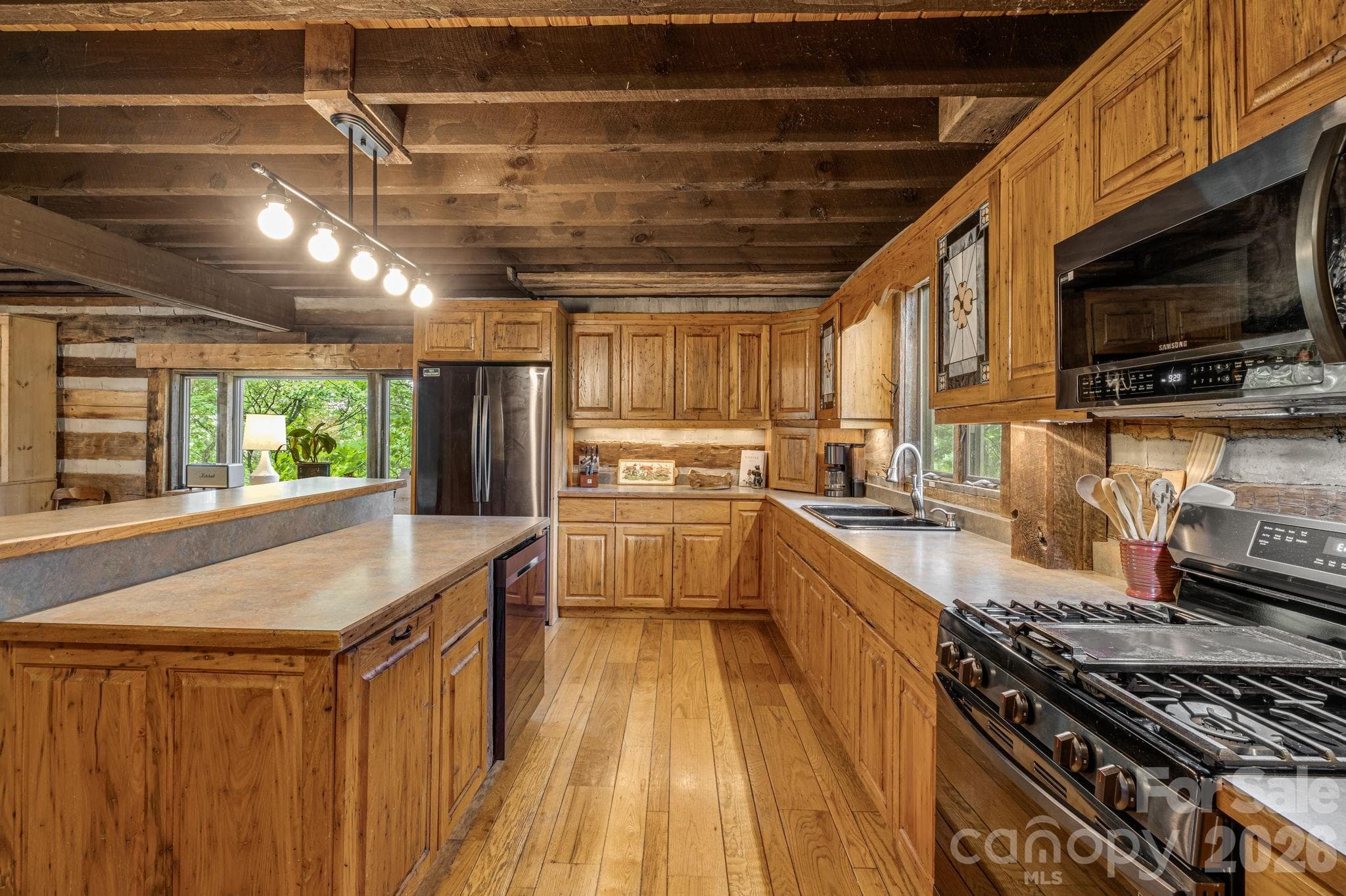 Single Family Residence at 1390 Baltimore Branch Road, Hot Springs, photo 13 of 43