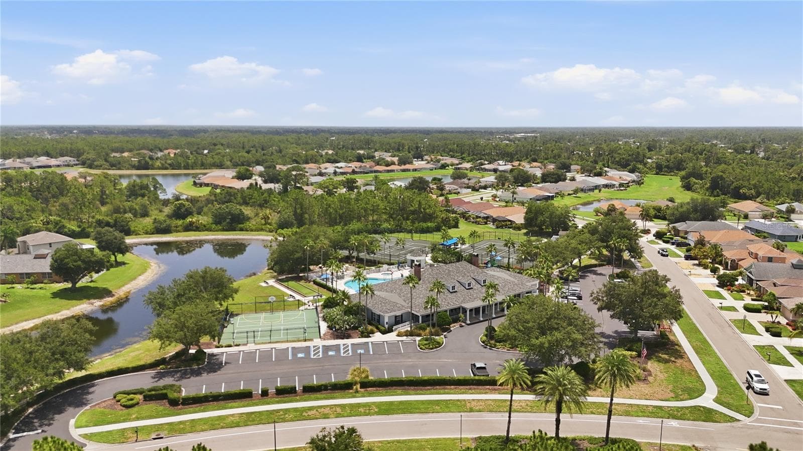 Community Amenities - 2462 MAGNOLIA CIR, NORTH PORT