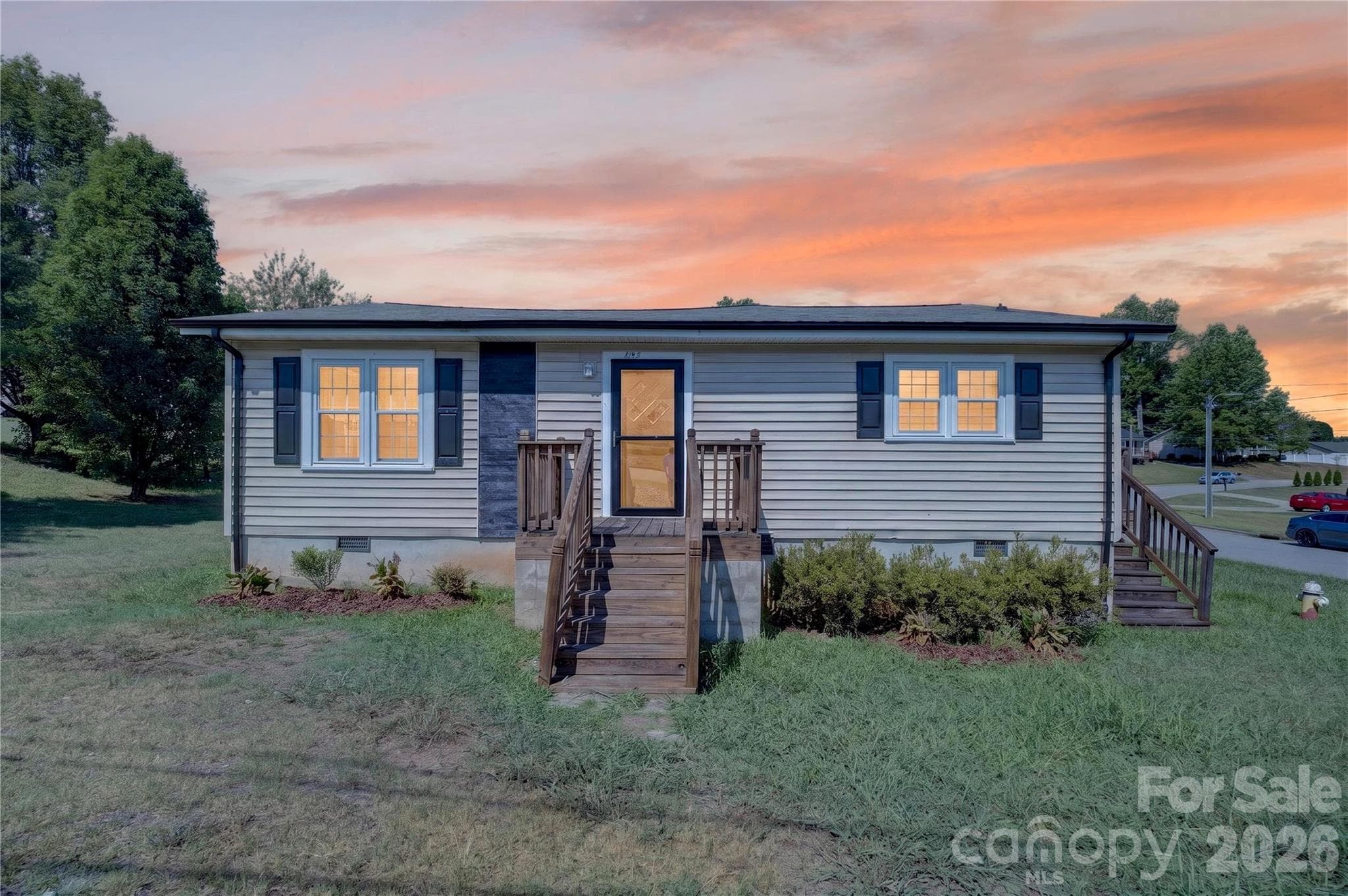 893 7th Street Drive SE