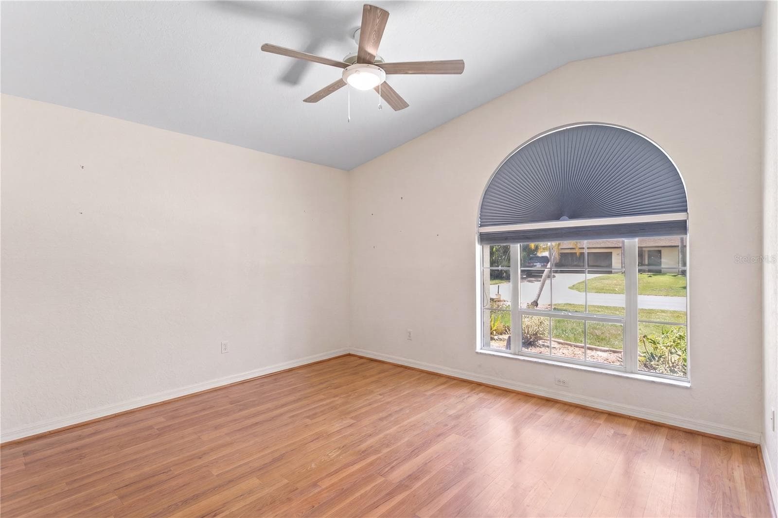 Single Family Residence at 115 ALETA DR, BELLEAIR BEACH, photo 28 of 55