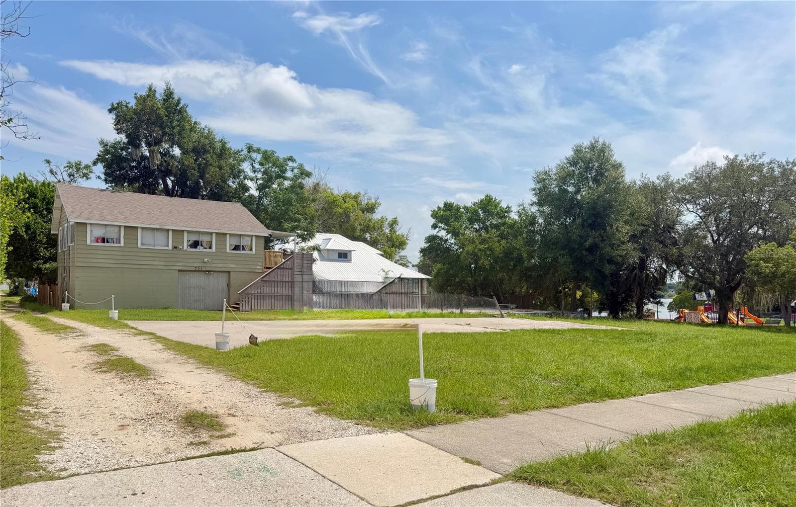 Single Family Residence at 221 AVENUE C NE, WINTER HAVEN, photo 4 of 14
