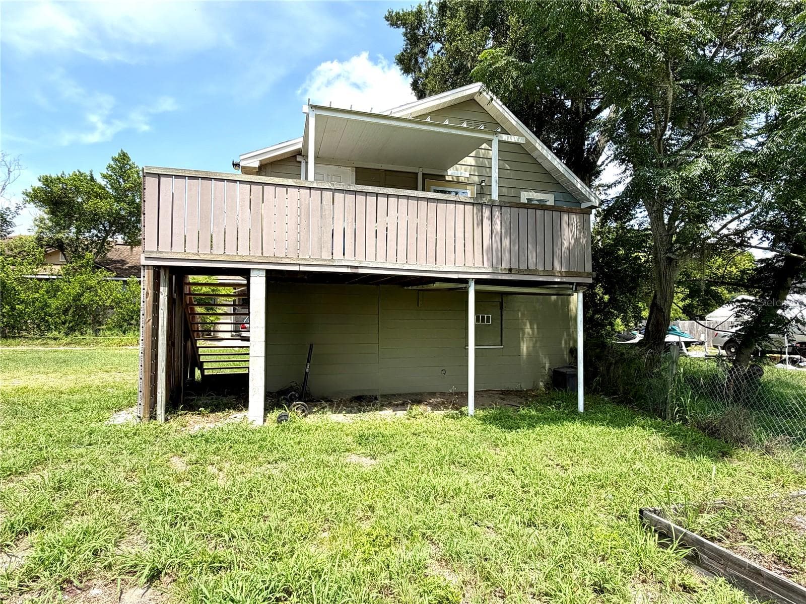 Single Family Residence at 221 AVENUE C NE, WINTER HAVEN, photo 5 of 14