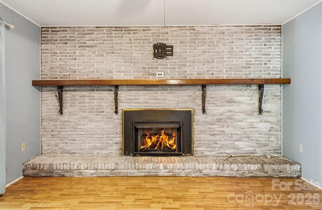 Single Family Residence at 88 Lost Creek Drive, Flat Rock, photo 7 of 34
