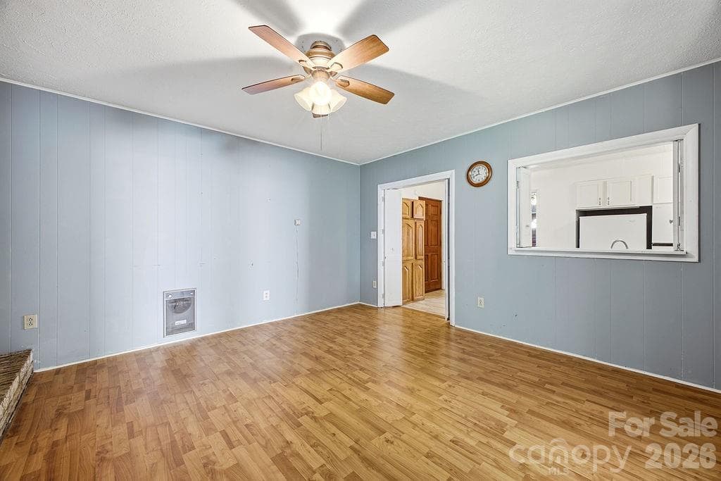 Single Family Residence at 88 Lost Creek Drive, Flat Rock, photo 10 of 34
