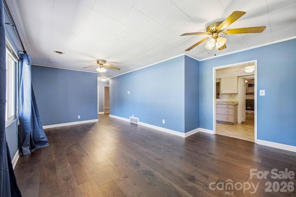 Single Family Residence at 88 Lost Creek Drive, Flat Rock, photo 12 of 34