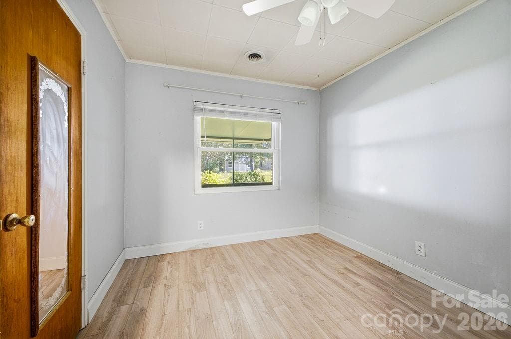 Single Family Residence at 88 Lost Creek Drive, Flat Rock, photo 27 of 34