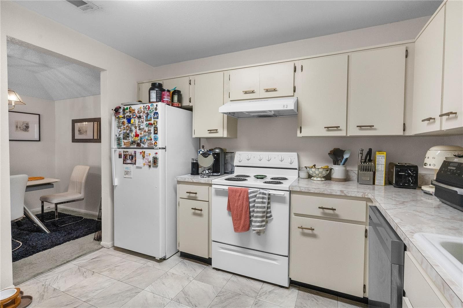 Condominium at 11942 SKYLAKE PL #C, TAMPA, photo 8 of 21