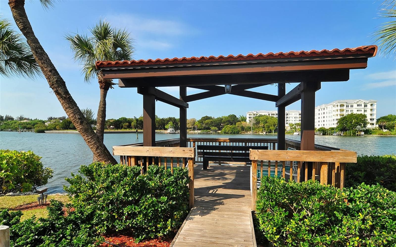 Castel Del Mare Gazebo on the Intercoastal. - 1646 STICKNEY POINT RD #101, SARASOTA