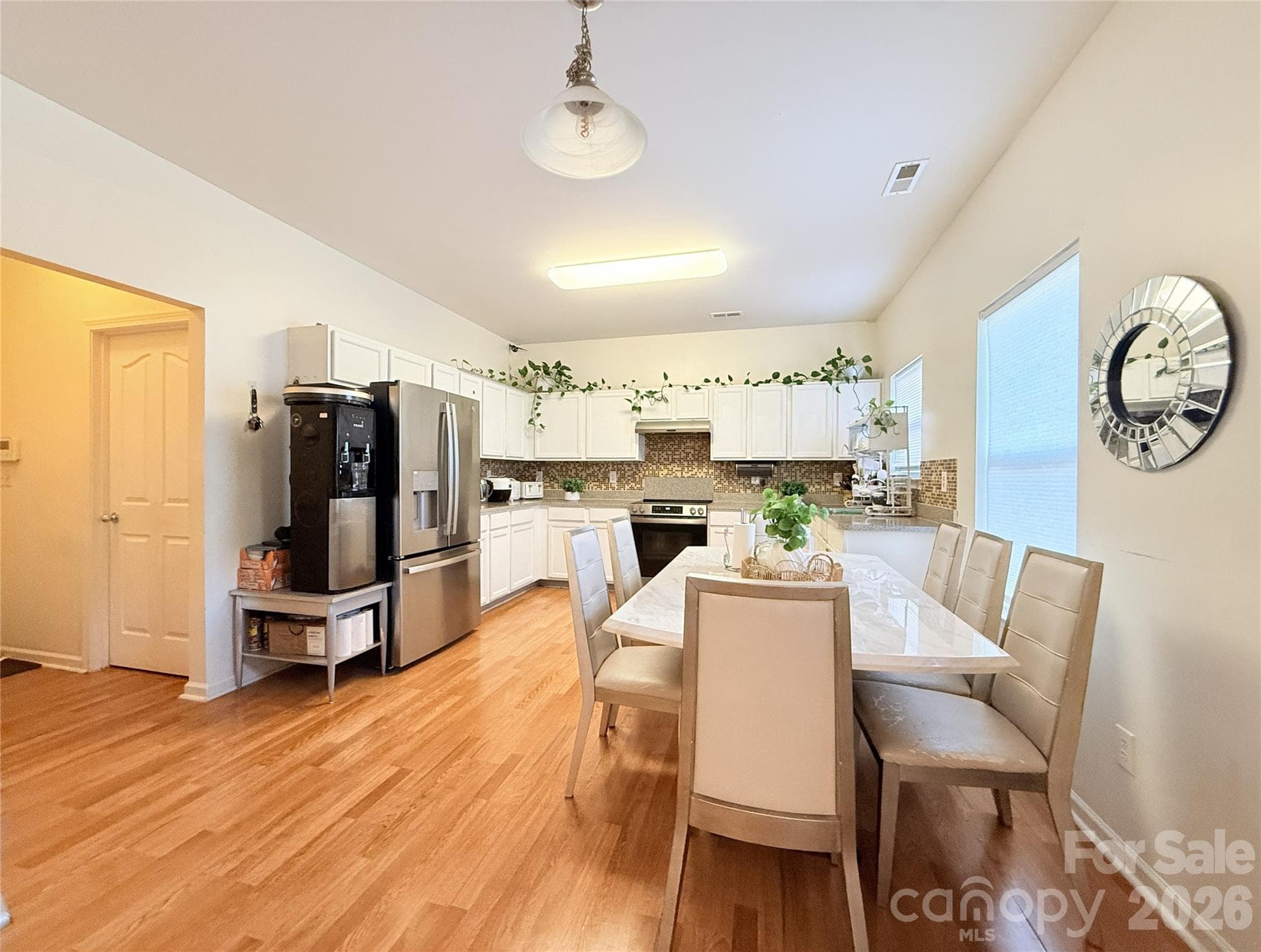 Single Family Residence at 8703 Earthenware Drive, Charlotte, photo 5 of 30