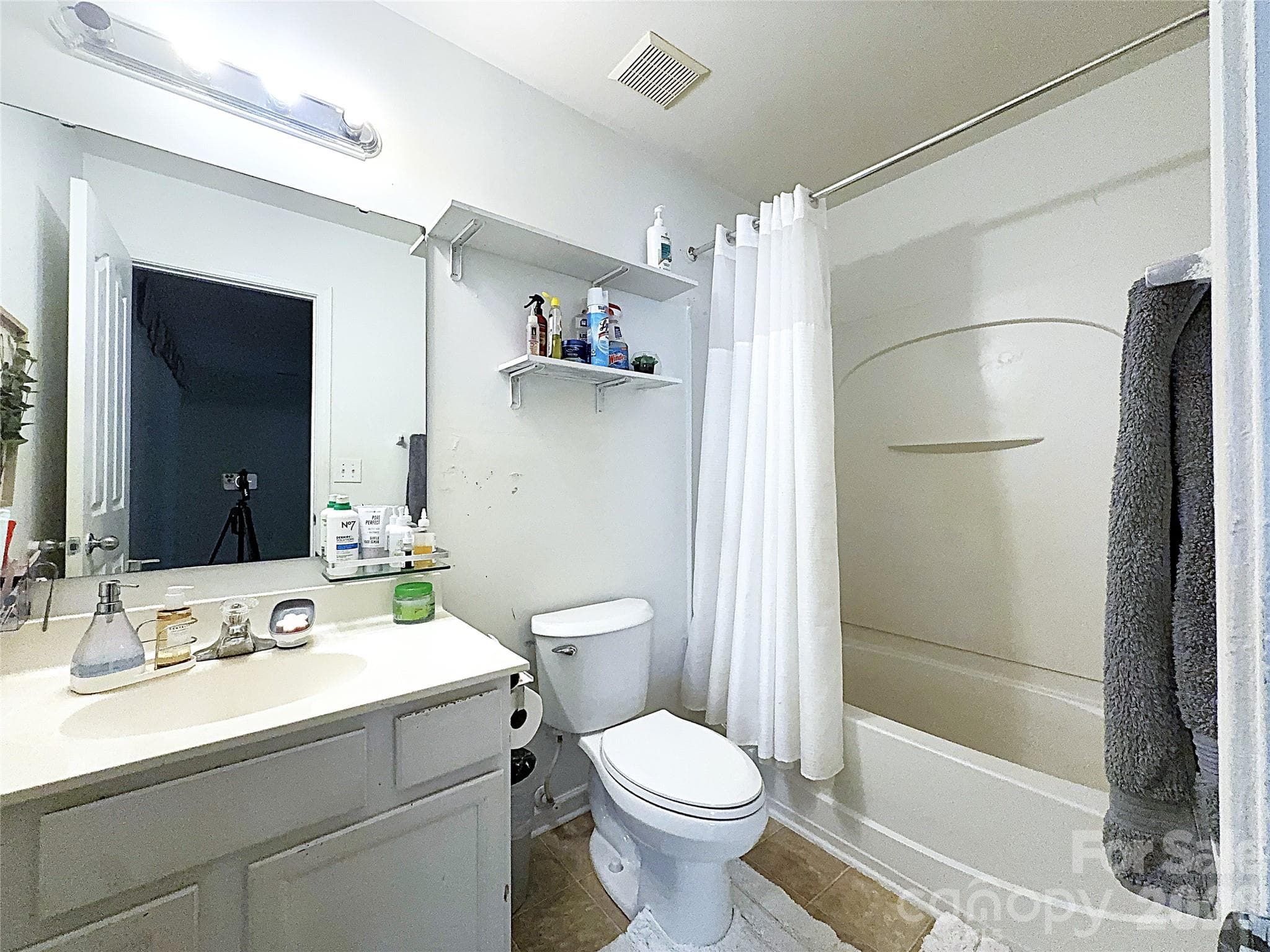 Single Family Residence at 8703 Earthenware Drive, Charlotte, photo 20 of 30