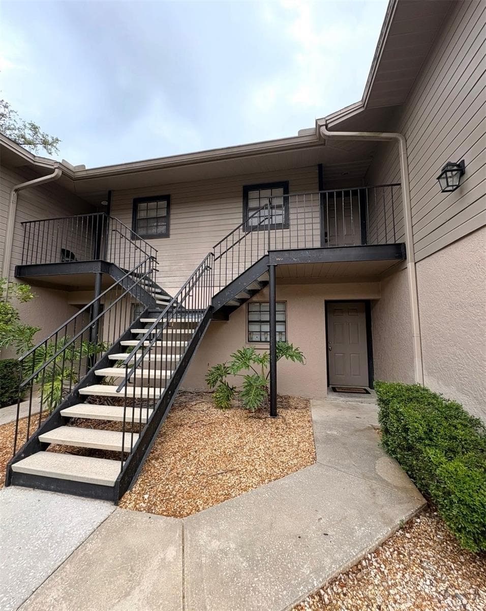 4015 ASHFORD GREEN PL #D202
