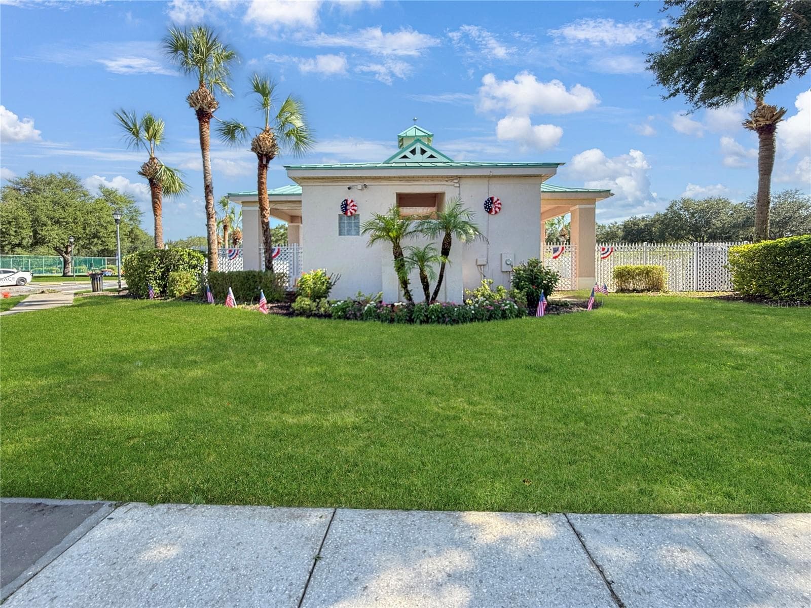 Single Family Residence at 3012 SUMMER HOUSE DR, VALRICO, photo 33 of 42
