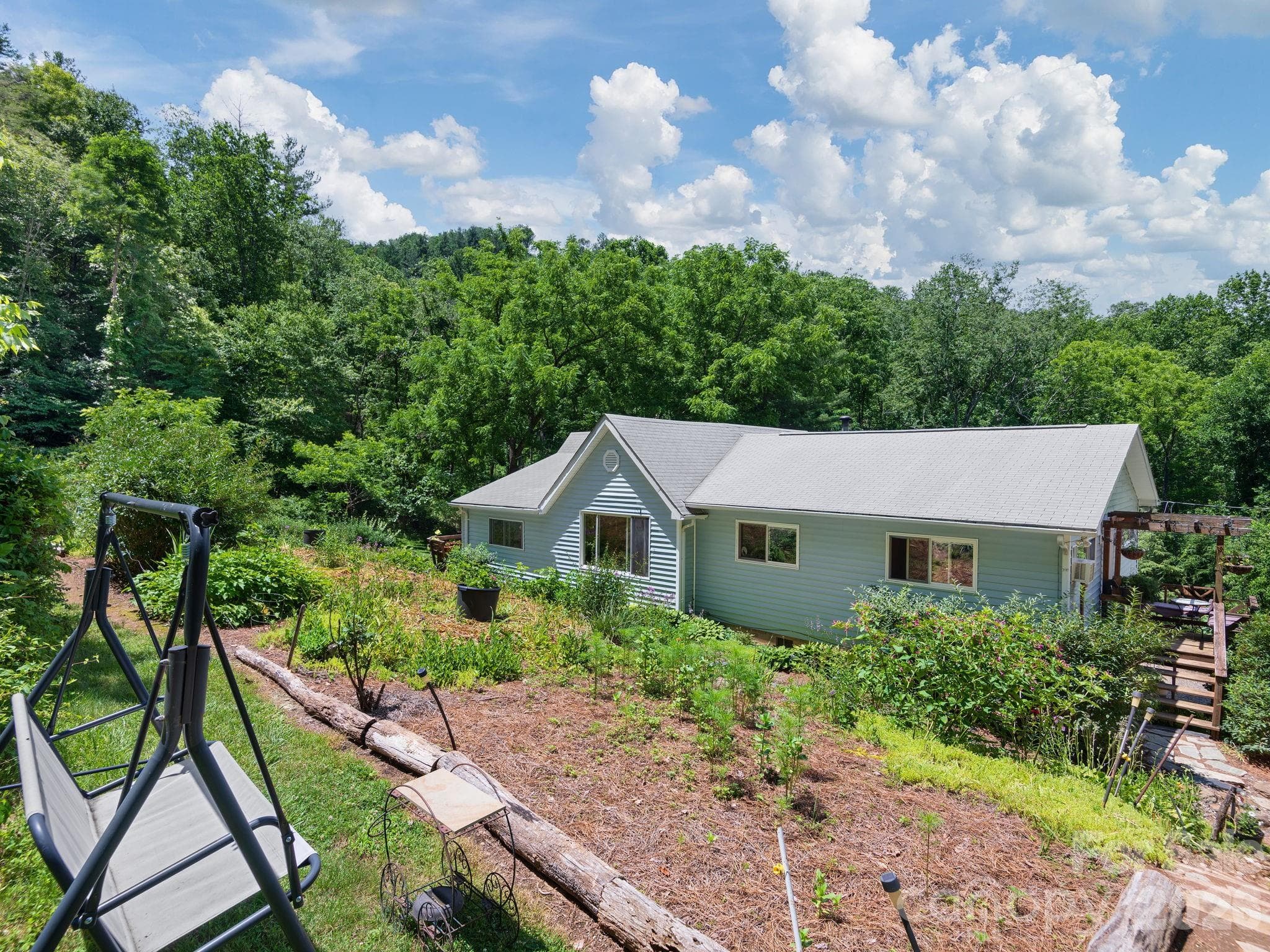 Single Family Residence at 46 Perennial Ridge, Weaverville, photo 4 of 45
